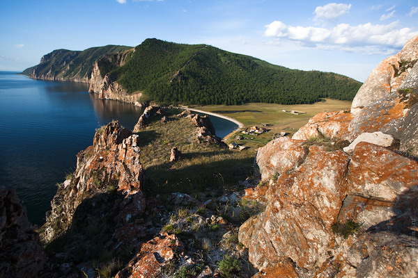 Иркутские власти намерены создать у байкальского острова Ольхон пруды по выращиванию рыбы